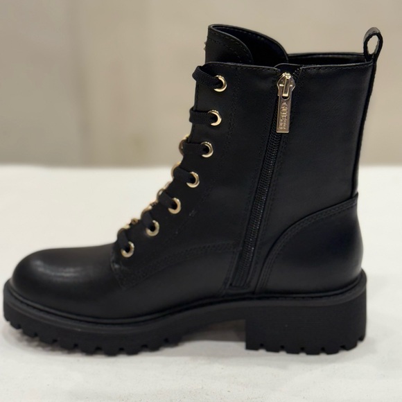 Guess Women's Boots Sionaa Color Black - Picture 3 of 12